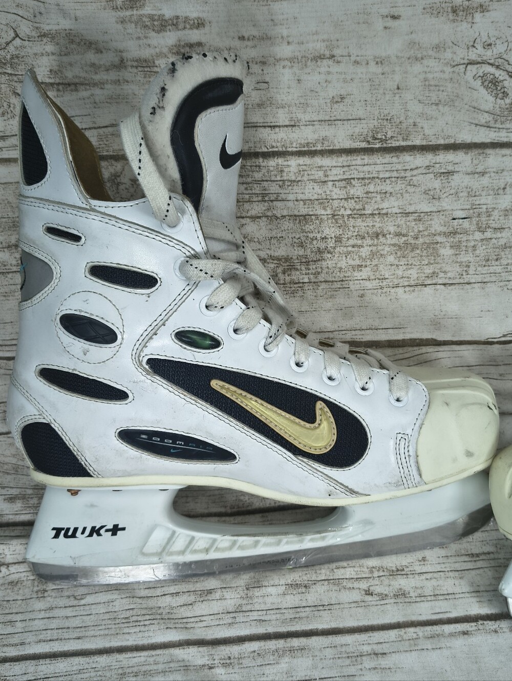 Vintage White Nike Zoom Air Ice Hockey Player Skates Fedorov Size 11.5 Mens - Picture 10 of 13
